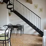 Loft Overlooking The Grand Canal アパート ヴェネツィア