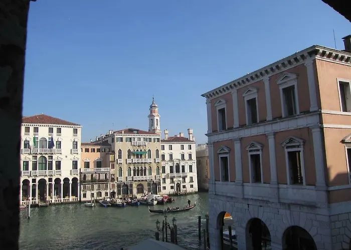 アパート Loft Overlooking The Grand Canal *