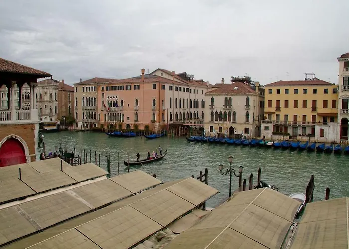 Loft Overlooking The Grand Canal * ヴェネツィア